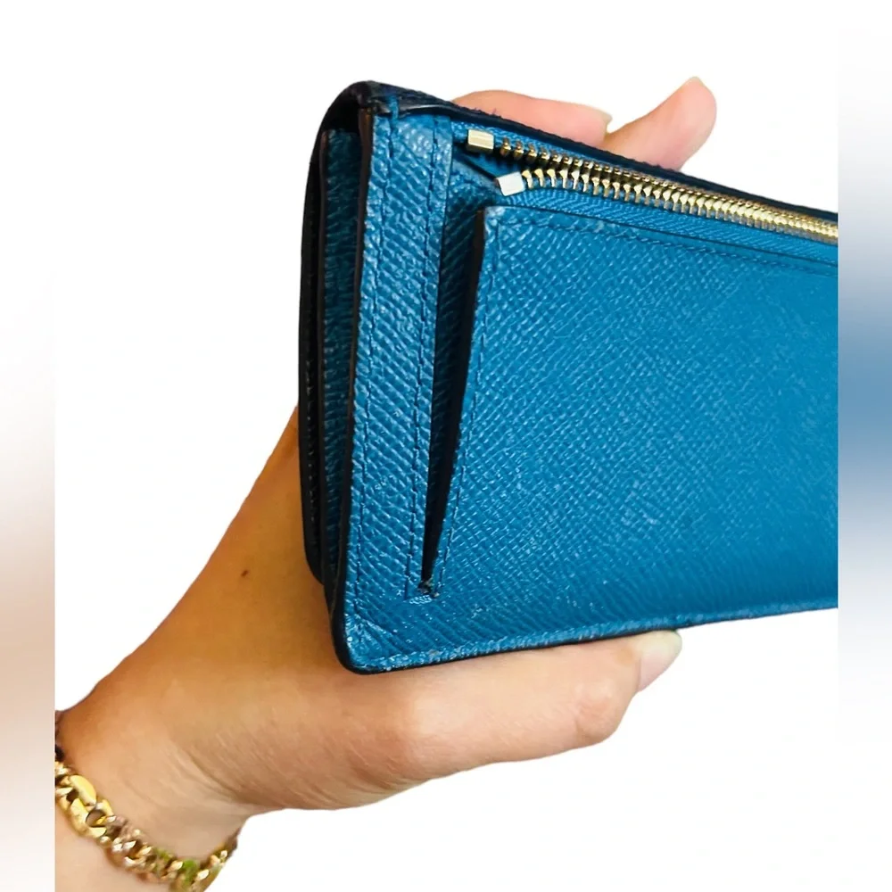 COACH Wallet - Picture 6 of 9